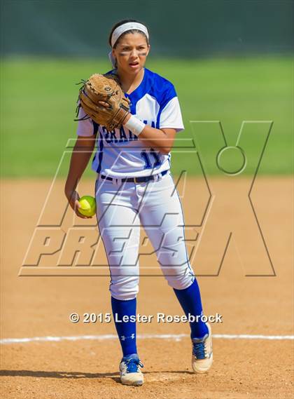 Thumbnail 2 in MacArthur vs. Saginaw photogallery.