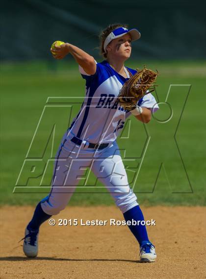 Thumbnail 1 in MacArthur vs. Saginaw photogallery.