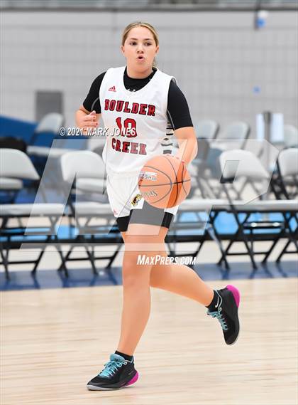 Thumbnail 1 in Chandler vs. Boulder Creek - Section 7 Basketball Tournament photogallery.