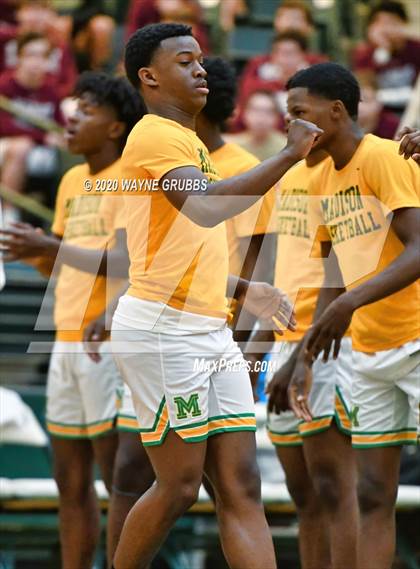 Thumbnail 3 in Jefferson vs. Madison (UIL 3A Regional Semifinal) photogallery.