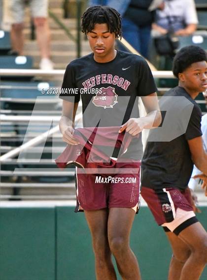 Thumbnail 3 in Jefferson vs. Madison (UIL 3A Regional Semifinal) photogallery.
