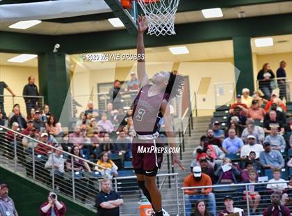 Thumbnail 2 in Jefferson vs. Madison (UIL 3A Regional Semifinal) photogallery.