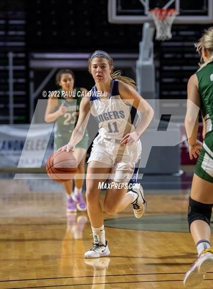 Thumbnail 2 in Rogers @ Auburn (Kings Showcase) photogallery.