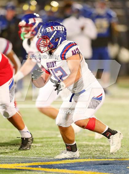 Thumbnail 1 in Bixby vs. Choctaw (OSSAA 6A Final) photogallery.