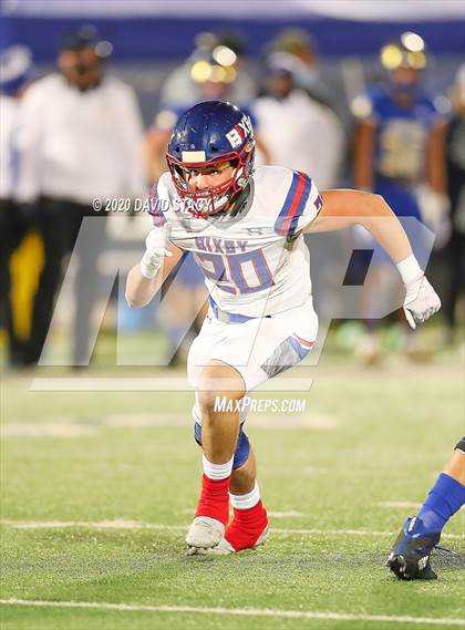Thumbnail 1 in Bixby vs. Choctaw (OSSAA 6A Final) photogallery.