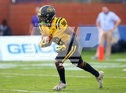Thumbnail 1 in Bingham vs. St. Frances Academy (GEICO State Champions Bowl Series) photogallery.