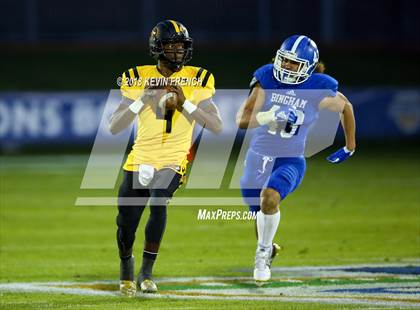 Thumbnail 3 in Bingham vs. St. Frances Academy (GEICO State Champions Bowl Series) photogallery.