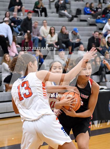 Thumbnail 1 in Castle View vs. Bishop Gorman (Tarkanian Classic) photogallery.