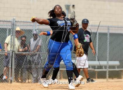 Thumbnail 3 in Valley Academy of Arts and Sciences vs. Northridge Academy (CIF L.A. City Section D4 Final) photogallery.