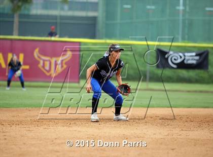 Thumbnail 3 in Valley Academy of Arts and Sciences vs. Northridge Academy (CIF L.A. City Section D4 Final) photogallery.