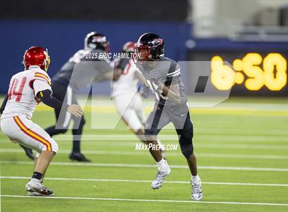 Thumbnail 2 in Lawndale vs. Hawthorne photogallery.