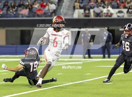 Thumbnail 2 in Lawndale vs. Hawthorne photogallery.