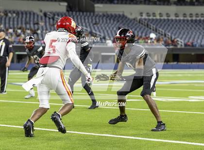 Thumbnail 3 in Lawndale vs. Hawthorne photogallery.