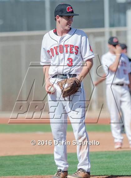 Thumbnail 3 in Combs vs. Florence (Wolves Classic) photogallery.