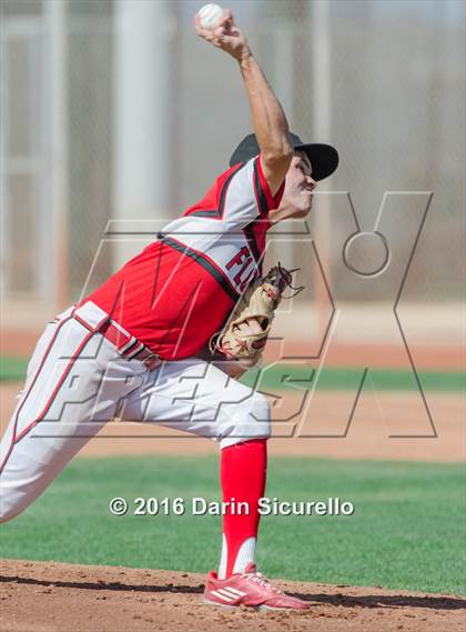 Thumbnail 1 in Combs vs. Florence (Wolves Classic) photogallery.