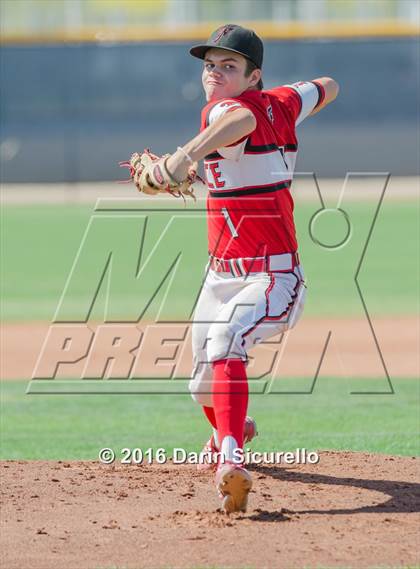 Thumbnail 1 in Combs vs. Florence (Wolves Classic) photogallery.