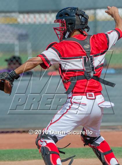 Thumbnail 2 in Combs vs. Florence (Wolves Classic) photogallery.
