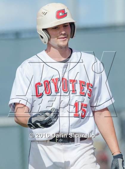Thumbnail 3 in Combs vs. Florence (Wolves Classic) photogallery.