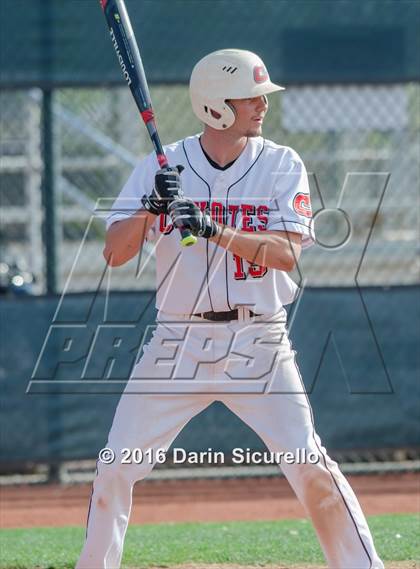 Thumbnail 1 in Combs vs. Florence (Wolves Classic) photogallery.