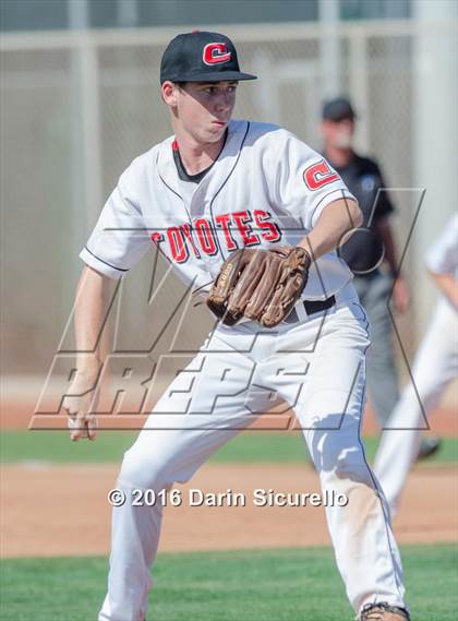Thumbnail 1 in Combs vs. Florence (Wolves Classic) photogallery.