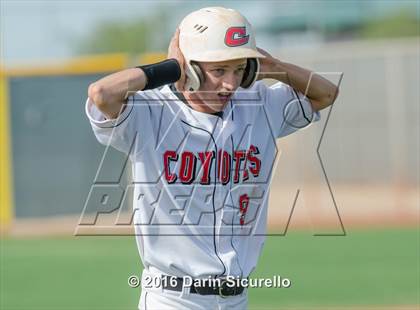 Thumbnail 1 in Combs vs. Florence (Wolves Classic) photogallery.
