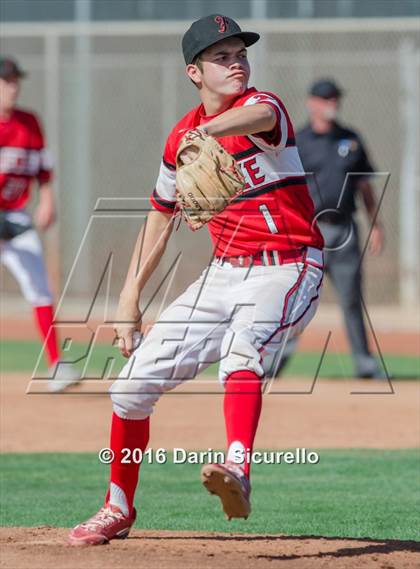Thumbnail 3 in Combs vs. Florence (Wolves Classic) photogallery.