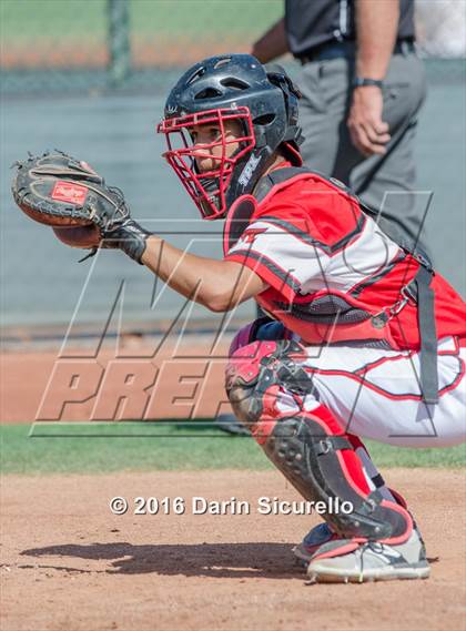 Thumbnail 3 in Combs vs. Florence (Wolves Classic) photogallery.