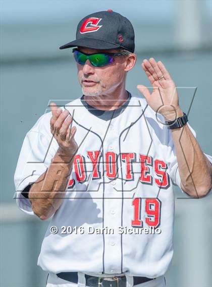 Thumbnail 3 in Combs vs. Florence (Wolves Classic) photogallery.