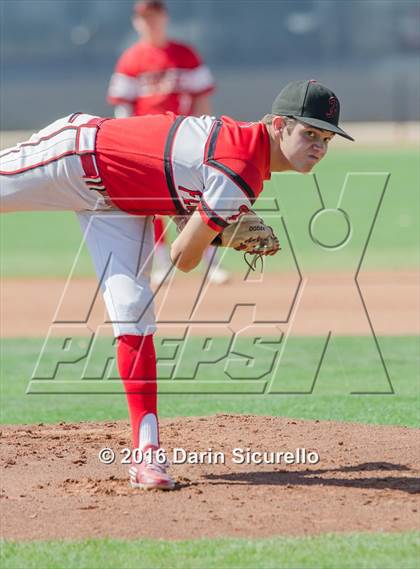 Thumbnail 2 in Combs vs. Florence (Wolves Classic) photogallery.