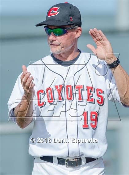 Thumbnail 2 in Combs vs. Florence (Wolves Classic) photogallery.