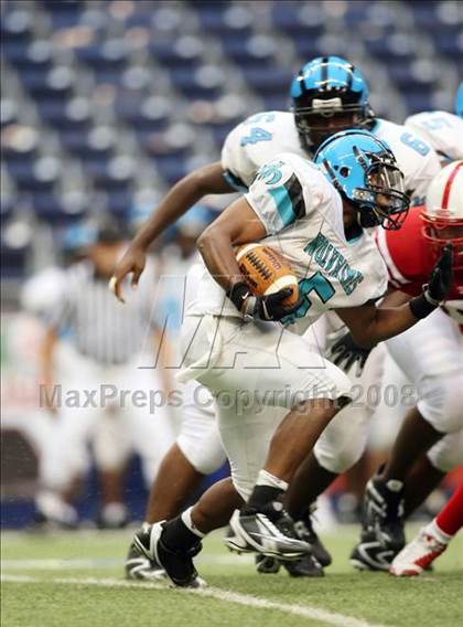 Thumbnail 3 in Woodland Hills vs. Northwest (Kirk Herbstreit Varsity Football Series) photogallery.