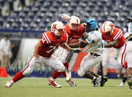 Thumbnail 1 in Woodland Hills vs. Northwest (Kirk Herbstreit Varsity Football Series) photogallery.