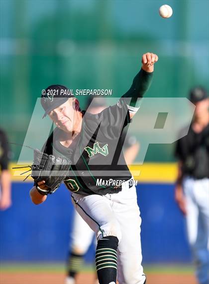Thumbnail 2 in Valor Christian vs. Mountain Vista (CHSAA 5A State Quarter Final) photogallery.