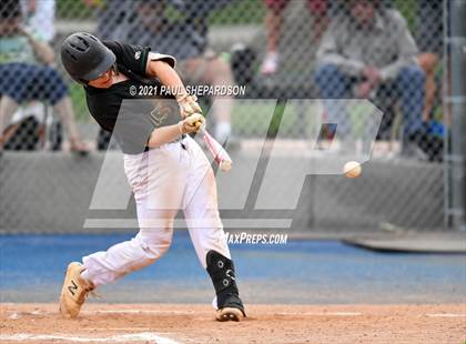Thumbnail 2 in Valor Christian vs. Mountain Vista (CHSAA 5A State Quarter Final) photogallery.