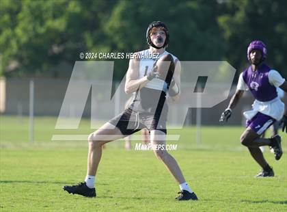 Thumbnail 3 in Johnson vs Elgin (Texas 7 on 7 State Qualifier) photogallery.