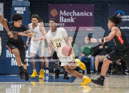 Thumbnail 3 in Salesian College Preparatory vs. Bishop O'Dowd (MaxPreps MLK Classic) photogallery.