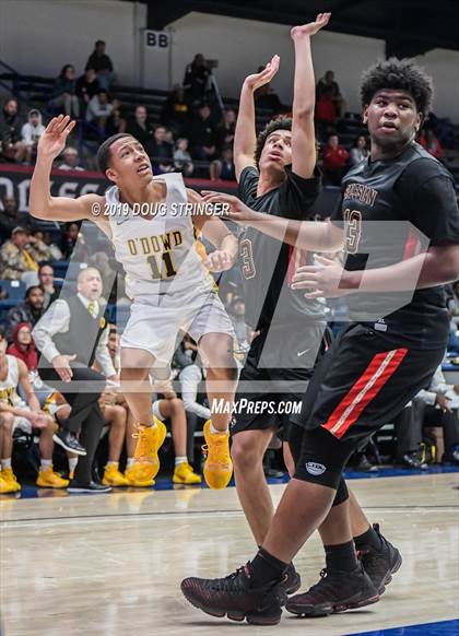 Thumbnail 1 in Salesian College Preparatory vs. Bishop O'Dowd (MaxPreps MLK Classic) photogallery.