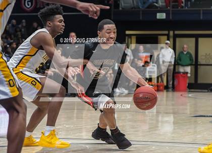 Thumbnail 3 in Salesian College Preparatory vs. Bishop O'Dowd (MaxPreps MLK Classic) photogallery.