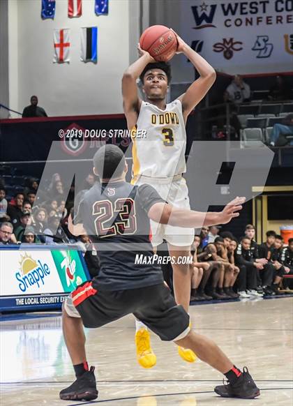 Thumbnail 1 in Salesian College Preparatory vs. Bishop O'Dowd (MaxPreps MLK Classic) photogallery.