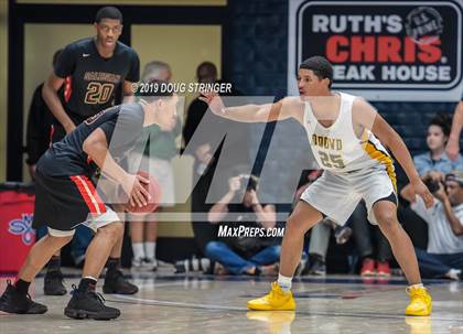 Thumbnail 3 in Salesian College Preparatory vs. Bishop O'Dowd (MaxPreps MLK Classic) photogallery.