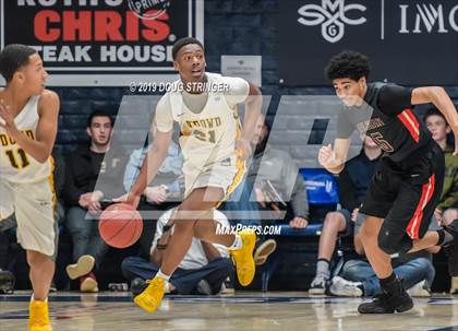 Thumbnail 1 in Salesian College Preparatory vs. Bishop O'Dowd (MaxPreps MLK Classic) photogallery.
