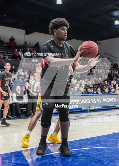 Thumbnail 2 in Salesian College Preparatory vs. Bishop O'Dowd (MaxPreps MLK Classic) photogallery.