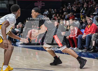 Thumbnail 3 in Salesian College Preparatory vs. Bishop O'Dowd (MaxPreps MLK Classic) photogallery.