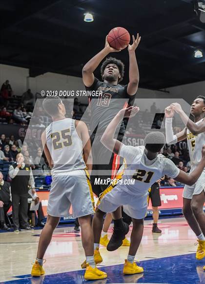 Thumbnail 3 in Salesian College Preparatory vs. Bishop O'Dowd (MaxPreps MLK Classic) photogallery.