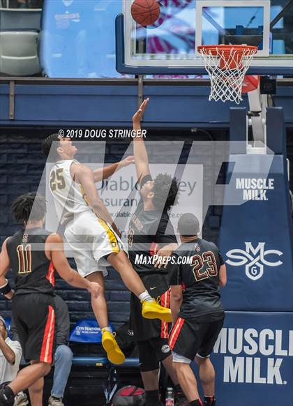 Thumbnail 1 in Salesian College Preparatory vs. Bishop O'Dowd (MaxPreps MLK Classic) photogallery.