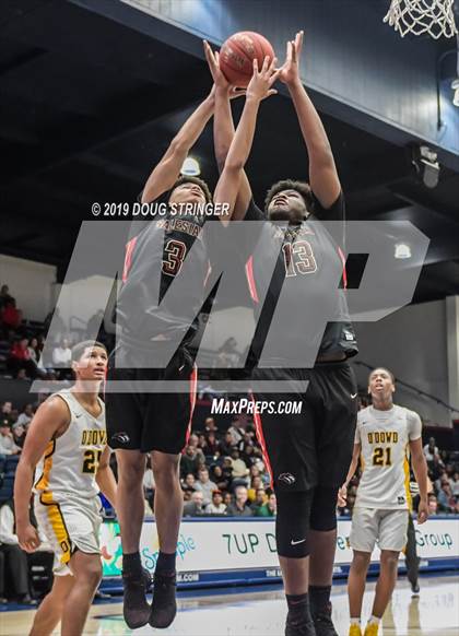 Thumbnail 2 in Salesian College Preparatory vs. Bishop O'Dowd (MaxPreps MLK Classic) photogallery.