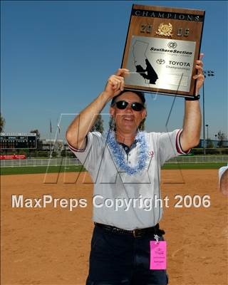 Thumbnail 2 in Murrieta Calvary Chapel vs. La Salle (D6 Section Final) photogallery.