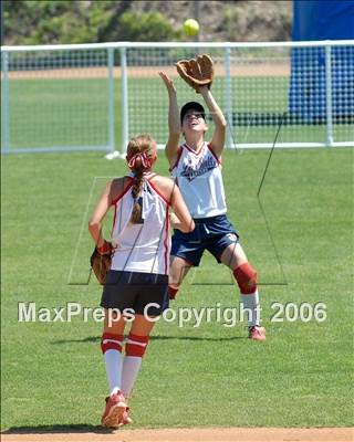 Thumbnail 1 in Murrieta Calvary Chapel vs. La Salle (D6 Section Final) photogallery.