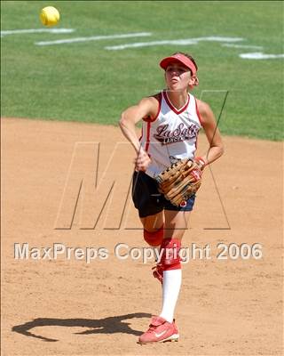 Thumbnail 1 in Murrieta Calvary Chapel vs. La Salle (D6 Section Final) photogallery.