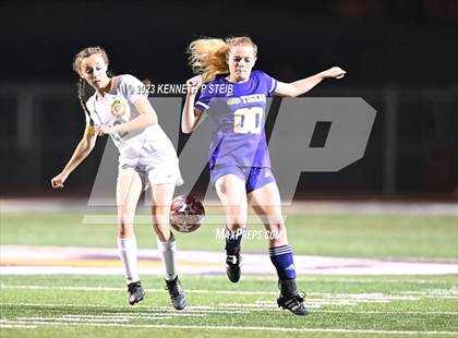 Thumbnail 2 in Walker @ Thibodaux photogallery.